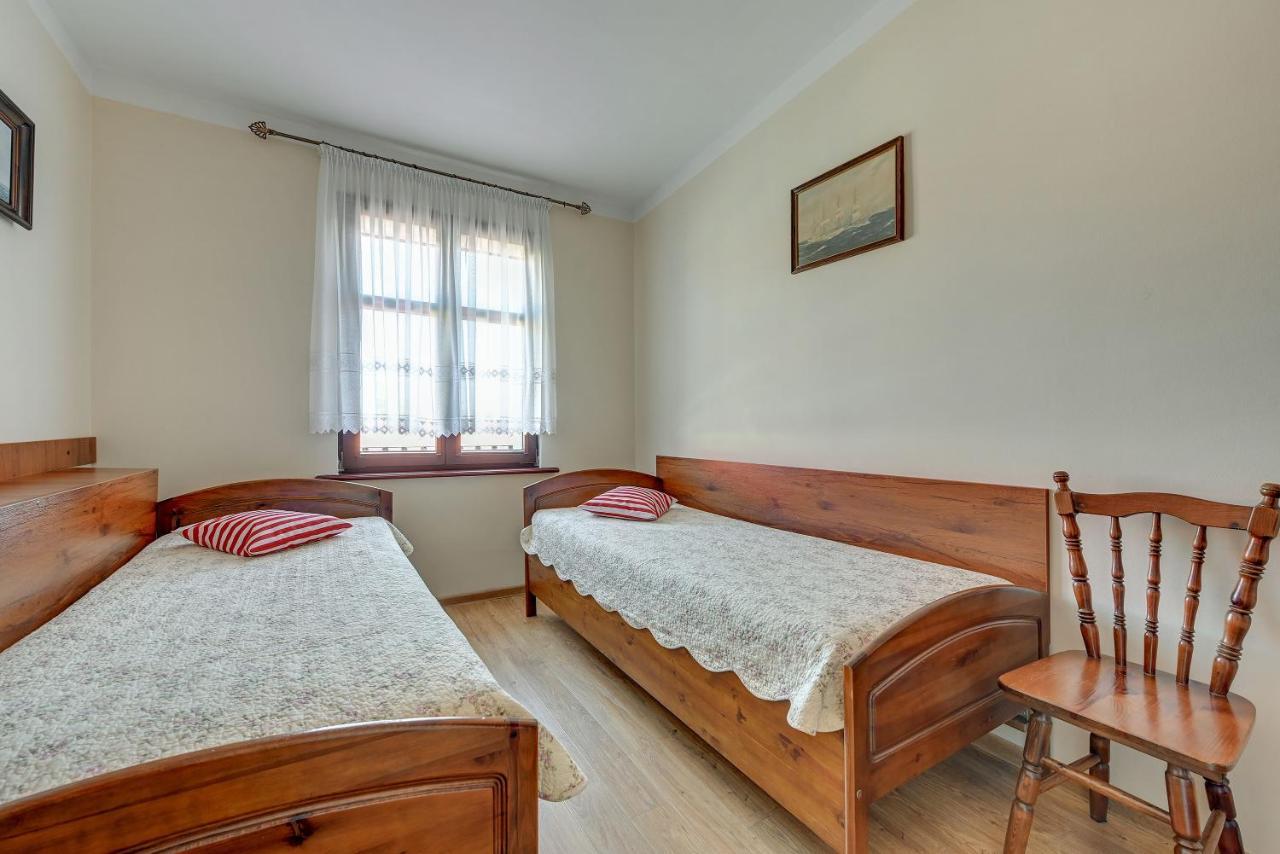 Villa & Restaurant Admiral Nelson Хел Екстериор снимка