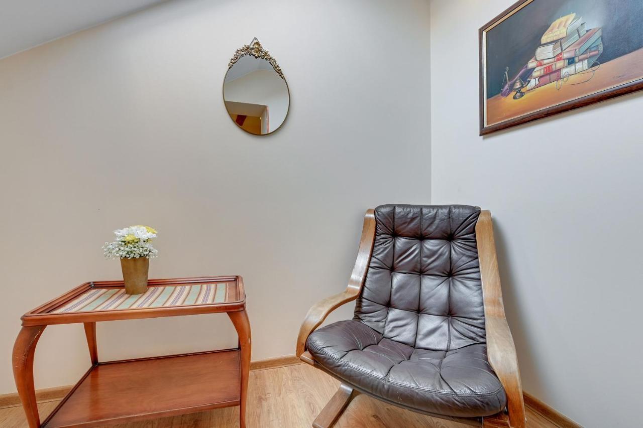 Villa & Restaurant Admiral Nelson Хел Екстериор снимка