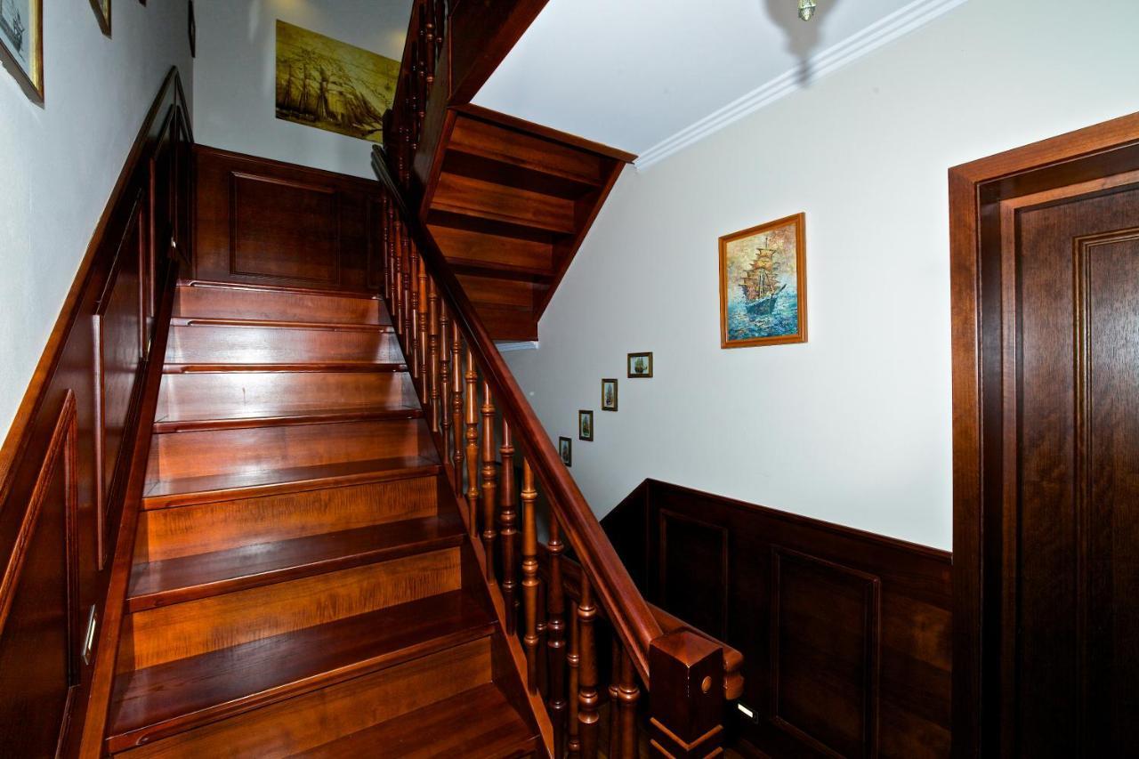 Villa & Restaurant Admiral Nelson Хел Екстериор снимка
