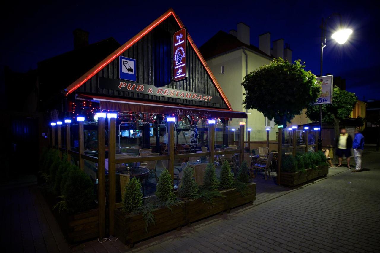 Villa & Restaurant Admiral Nelson Хел Екстериор снимка